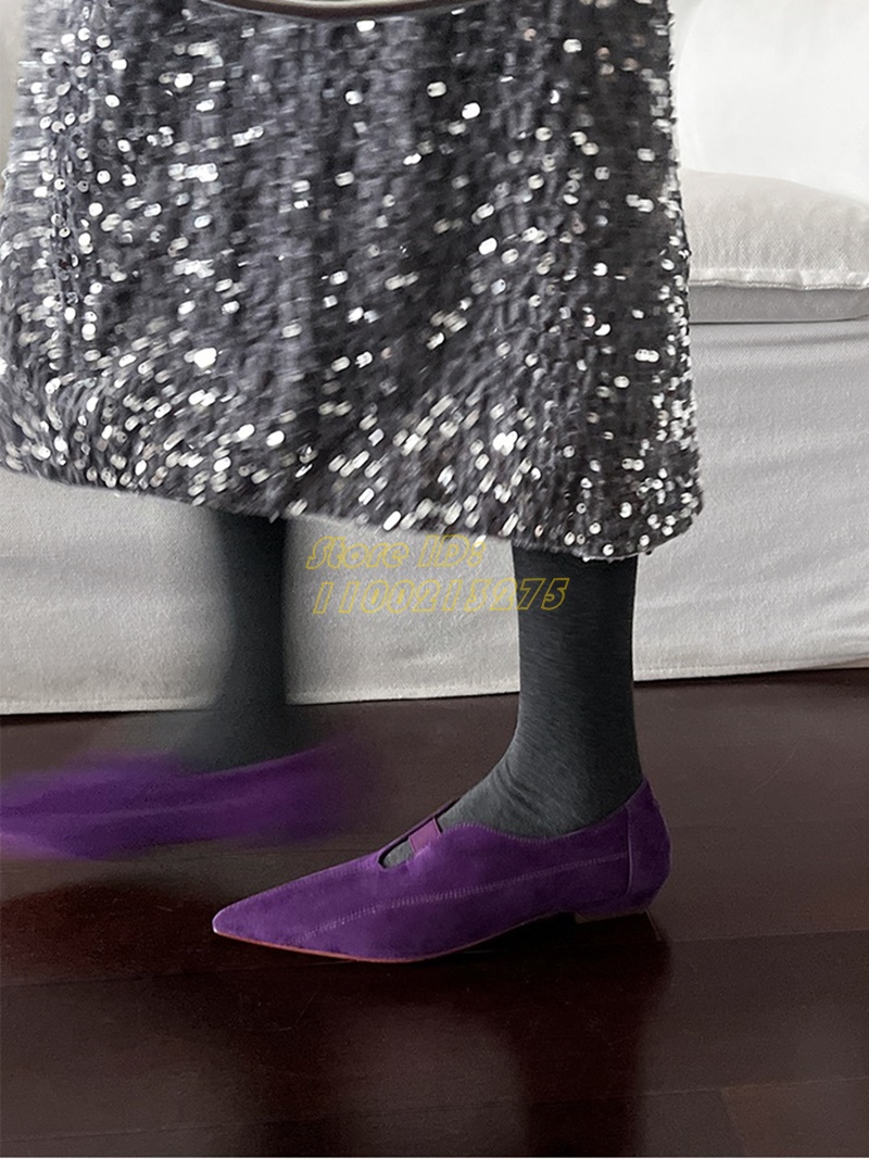 Pointed Toe Flat - Escarpins à bout pointu en daim