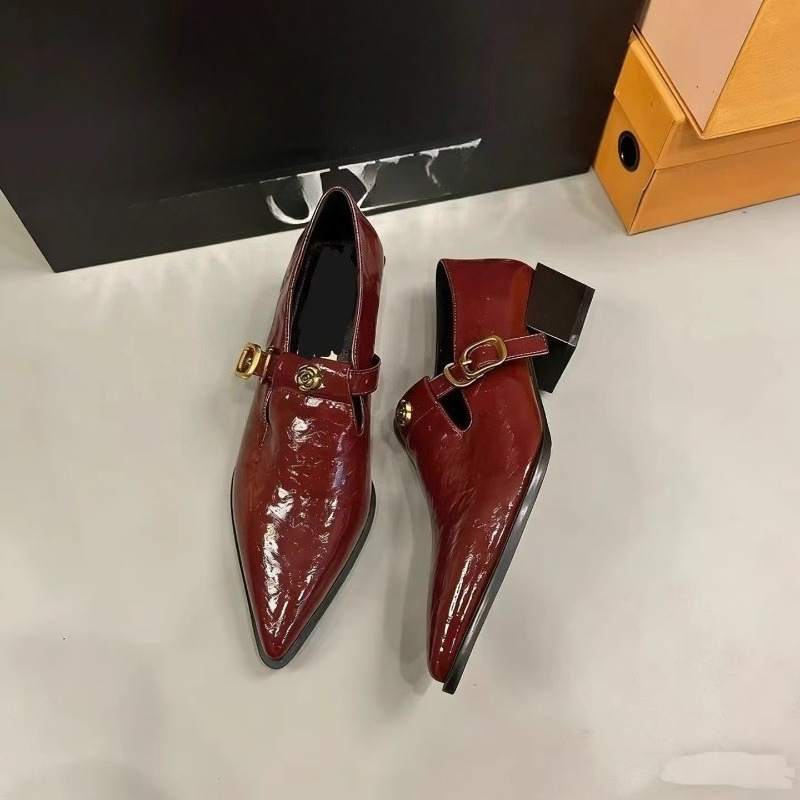Chaussures plates à bout point - Pointed Toe Flat avis et prix