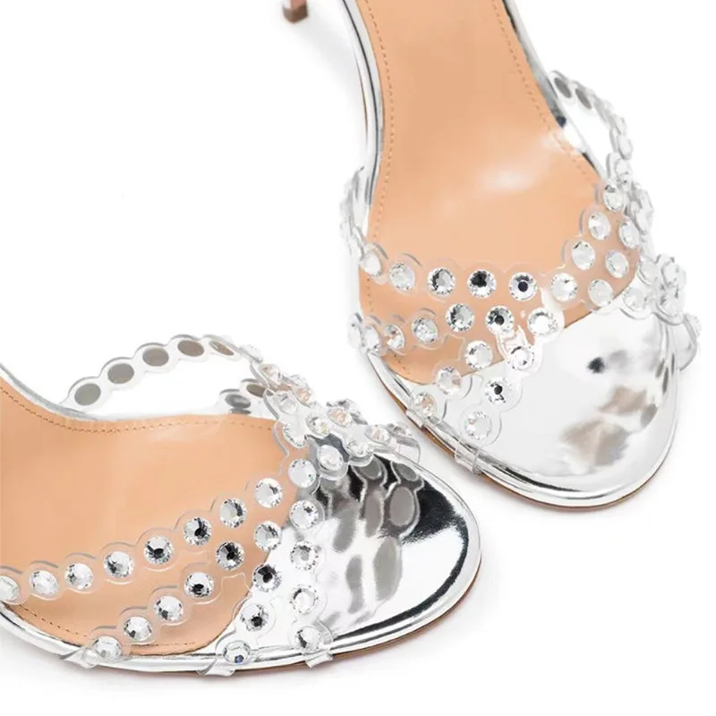 Sandales Socialite grande tail - Peep Toe Heels avis et prix